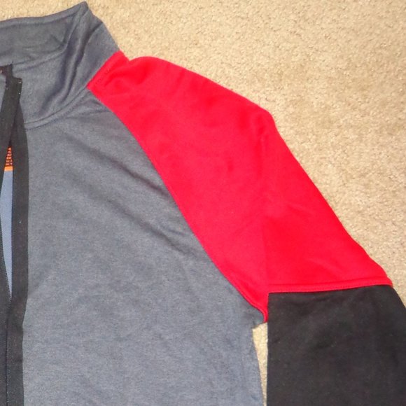 Andi, Legendary Sweat Top, soft fabric, Size small - Picture 2 of 4